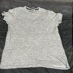 Hollister muscle fit men’s size medium tee